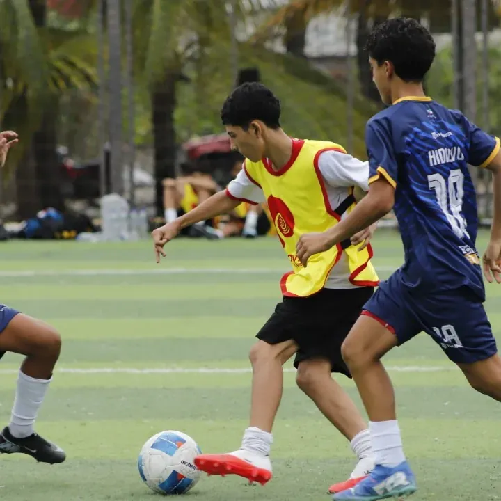U.E. PORTOVIEJO VS. U.E. RAFAELLO SANTI. U13 M