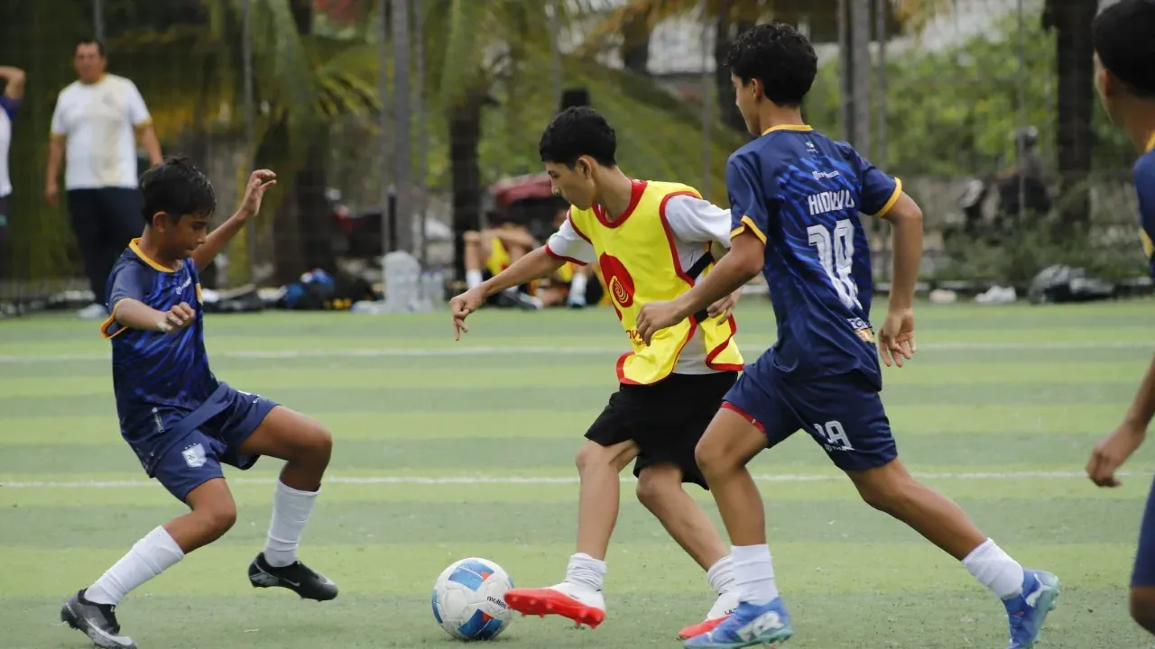 U.E. PORTOVIEJO VS. U.E. RAFAELLO SANTI. U13 M