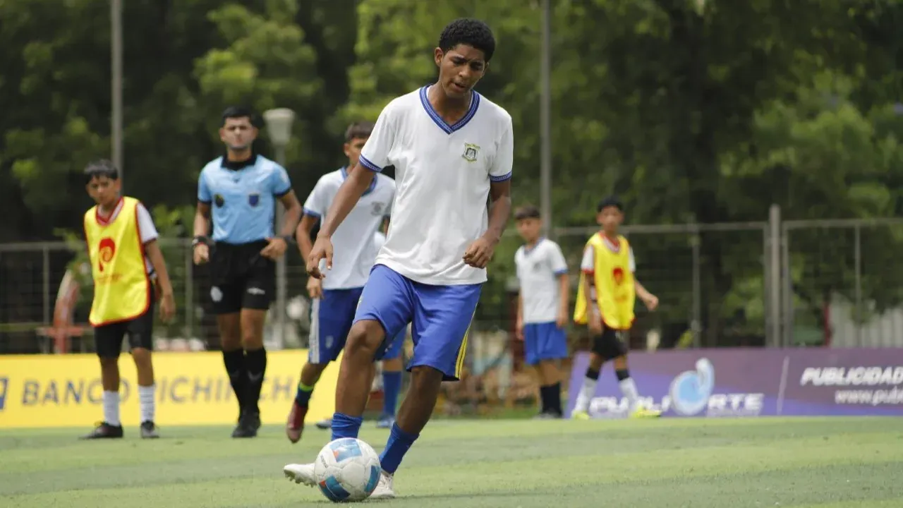 U.E. PEDRO ZAMBRANO BARCIA VS. U.E. PORTOVIEJO. U15 M