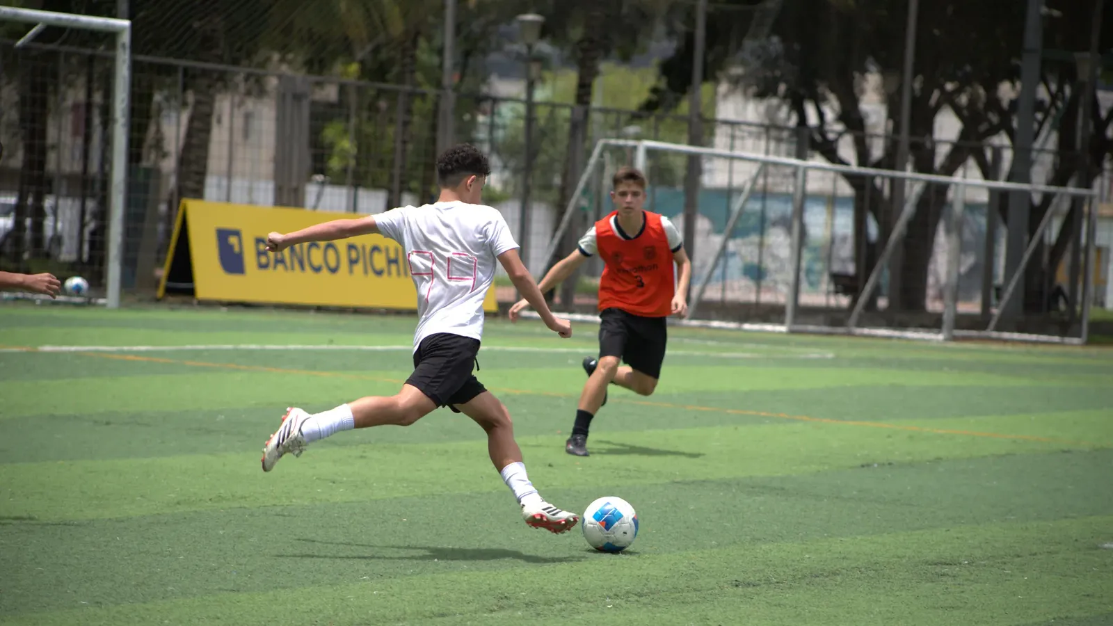 U.E. MARÍA DE LA MERCED VS. U.E. RAFAELLO SANTI. U15 M