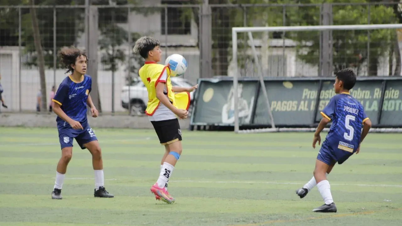 U.E. PORTOVIEJO VS. U.E. RAFAELLO SANTI. U13 M