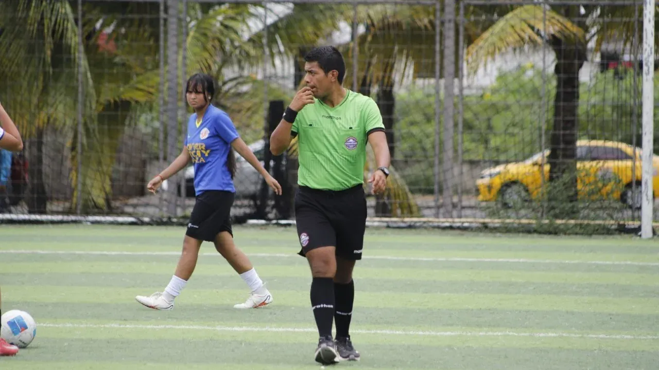 U.E. PORTOVIEJO VS. U.E. ROOSEVELT. U15 F