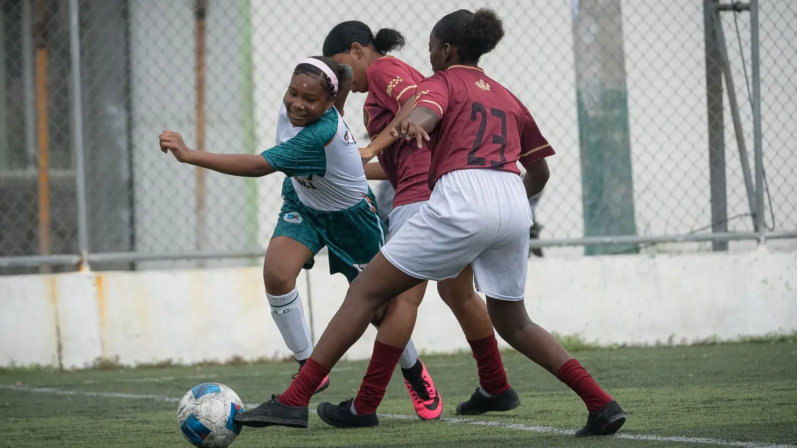 U.E. CARLOS CONCHA TORRES vs U.E. SAN DANIEL COMBONI. U15 F
