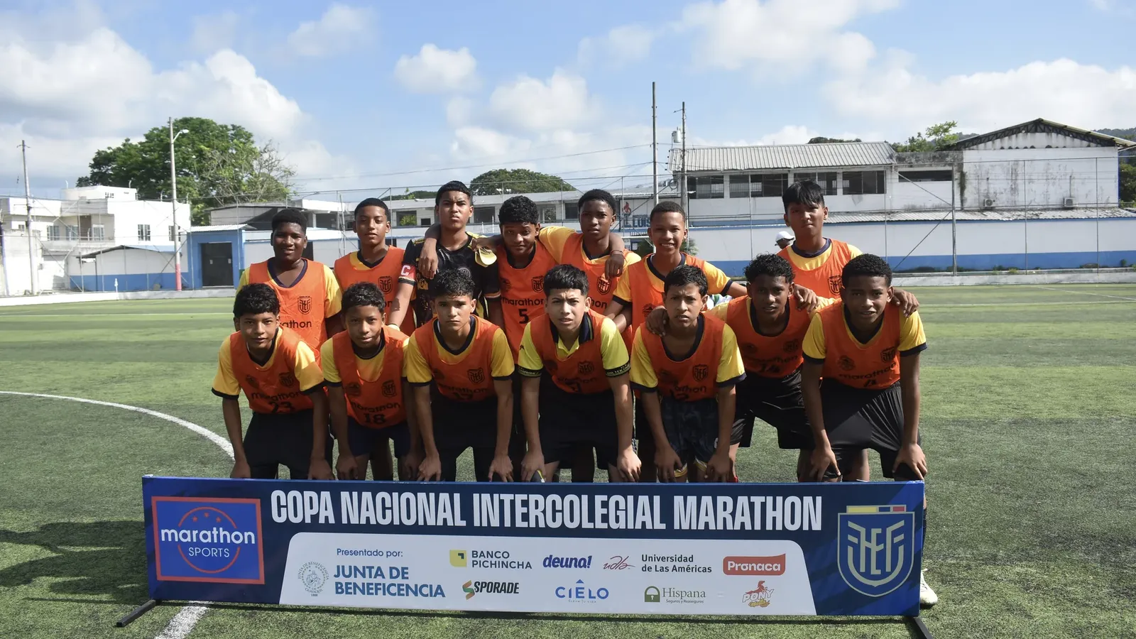 U.E.F. 5 DE AGOSTO vs U.E. WALTER QUIÑONEZ SEVILLA. U15