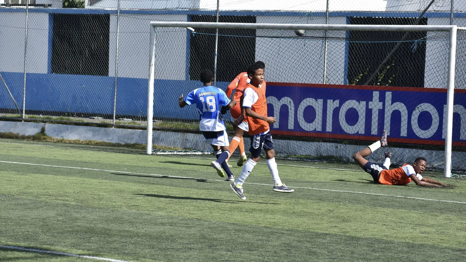 U.E. LUIS VARGAS TORRES vs U.E. ANGEL BARBISOTTI. U17