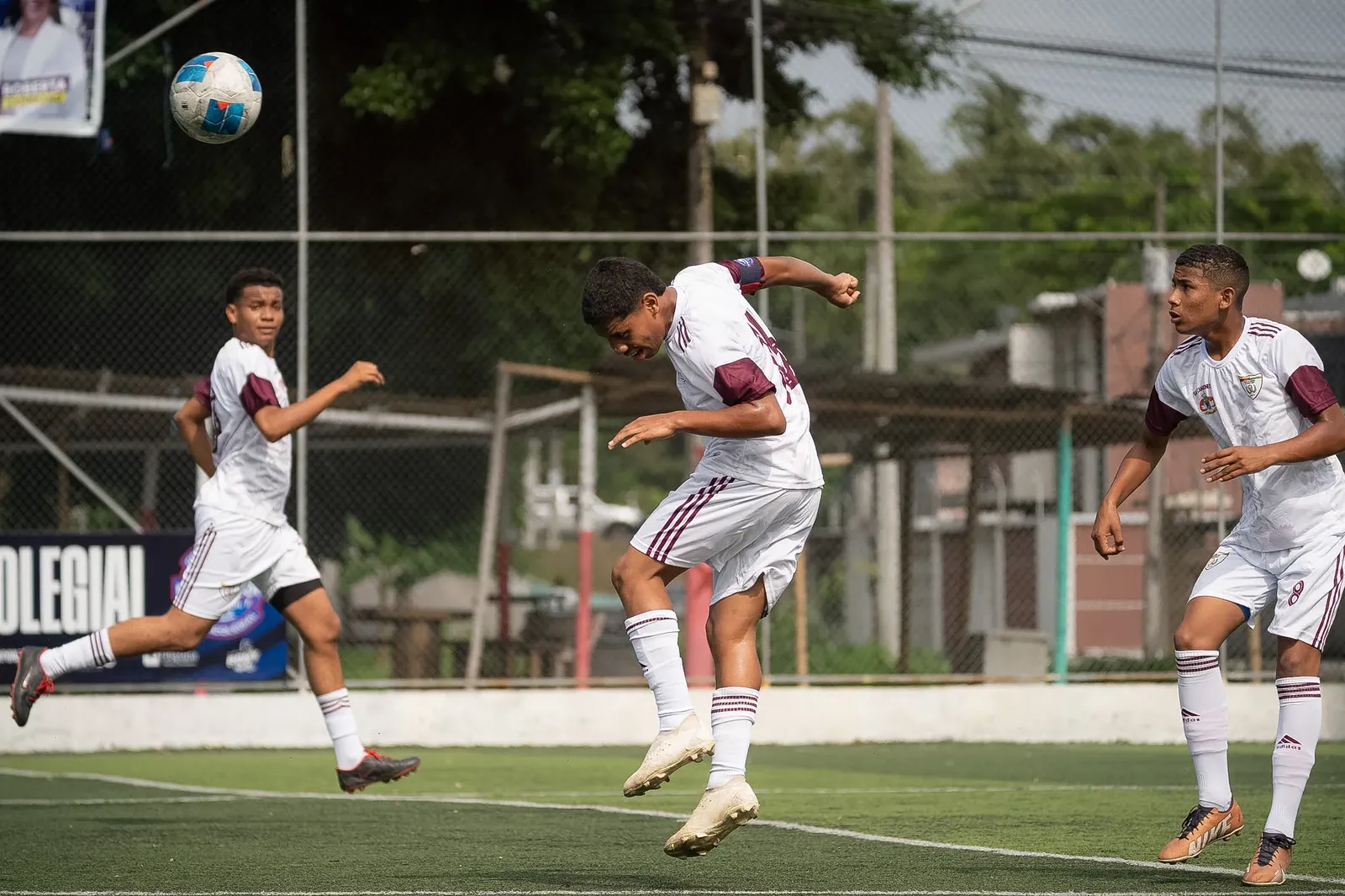 U.E.F DR FRANKLIN TELLO MERCADO VS U.E.F LUIS TELLO. U17