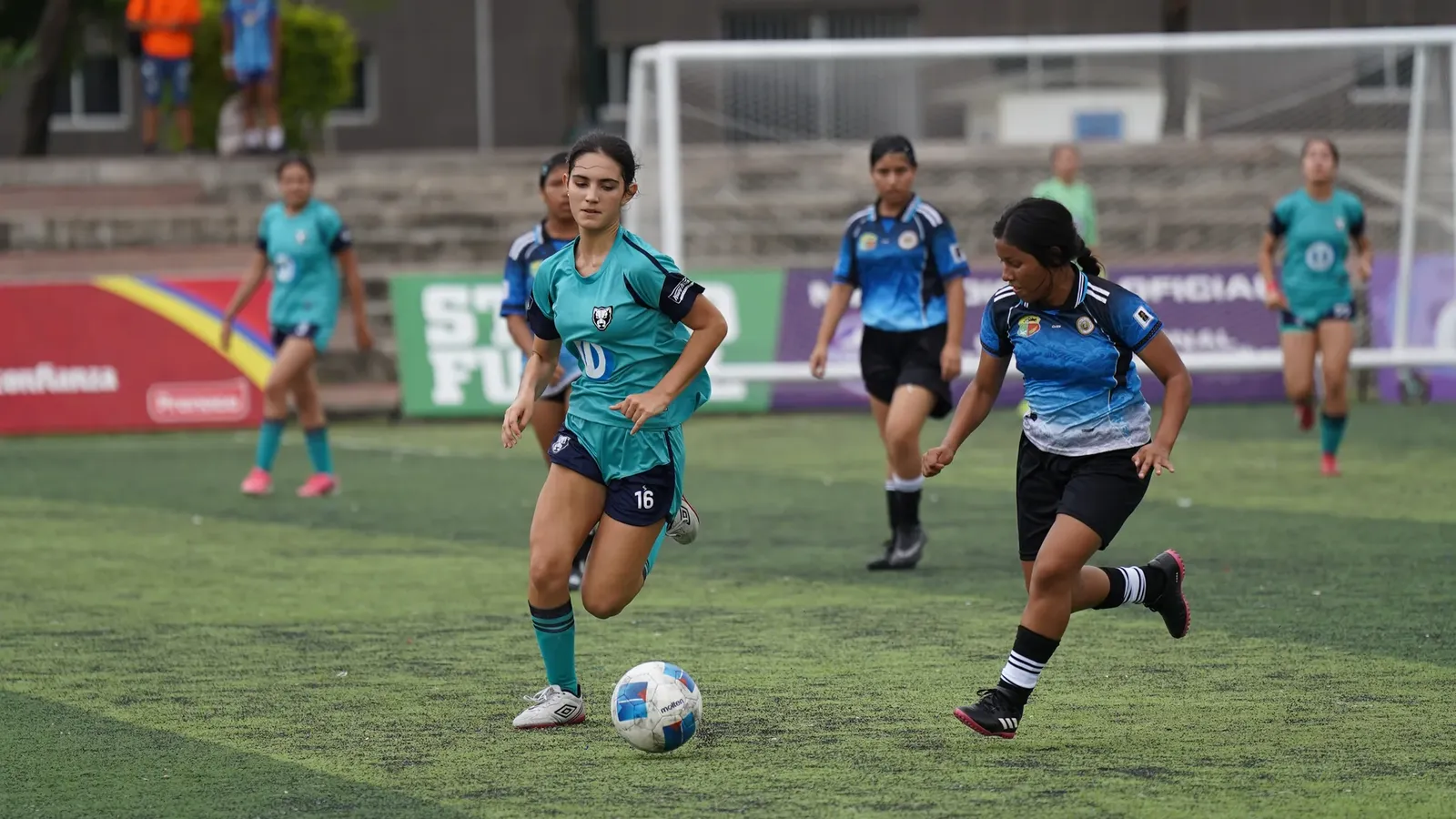 COLEGIO MENOR SAMBORONDÓN vs U.E. PABLO WEBER CUBILLO. U17 F