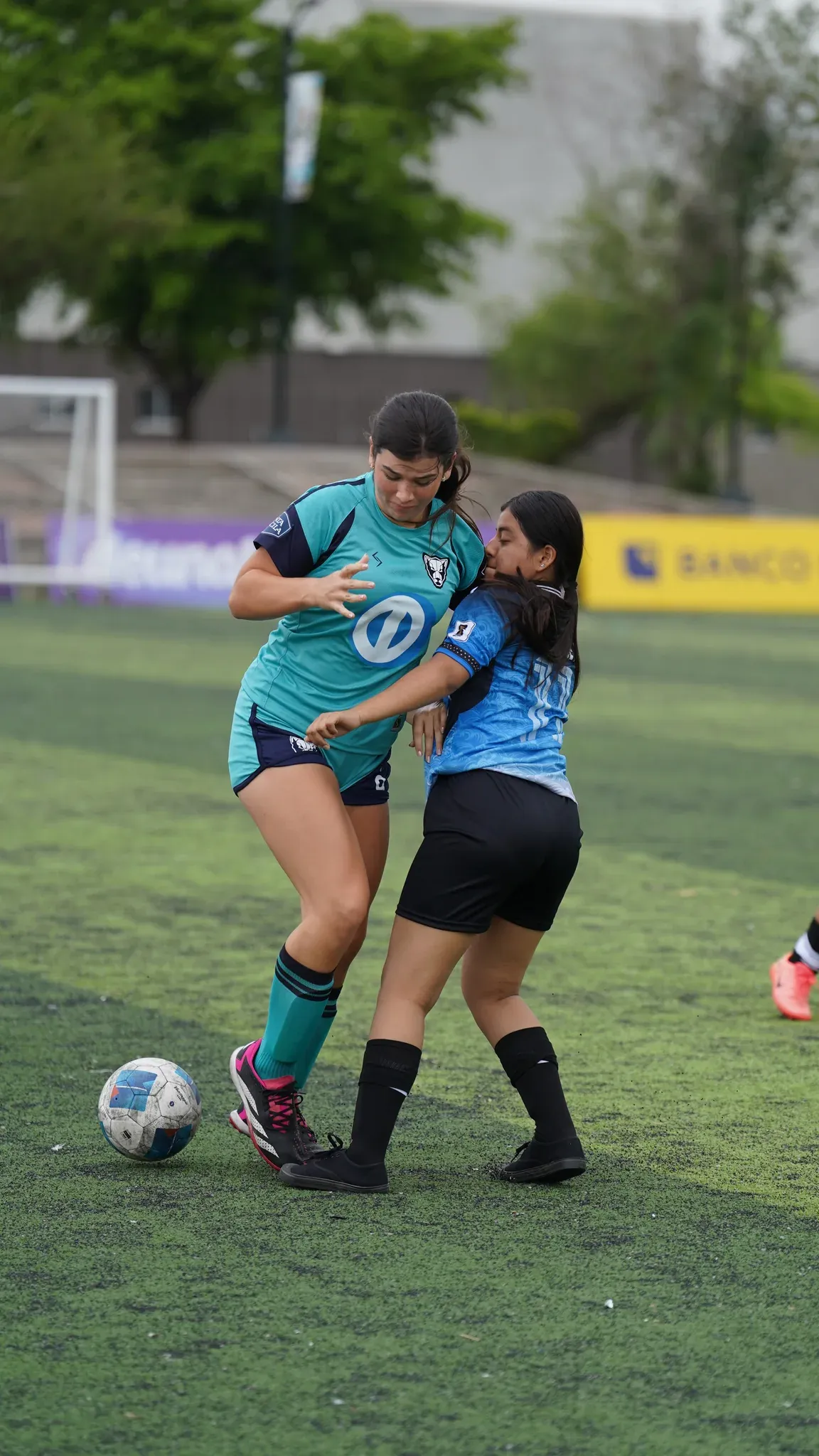 COLEGIO MENOR SAMBORONDÓN vs U.E. PABLO WEBER CUBILLO. U17 F