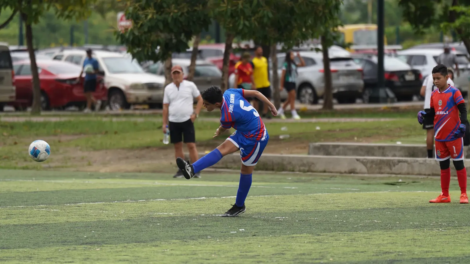 U.E. RÉPLICA AGUIRRE ABAD vs U.E LA INMACULADA. U13