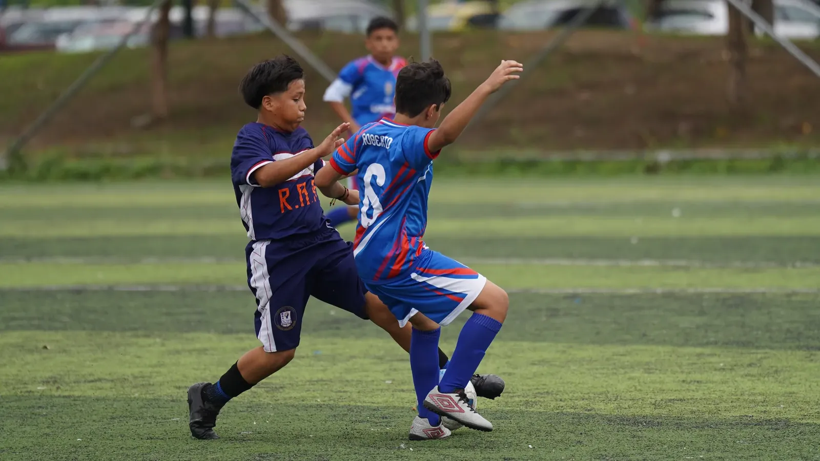 U.E. RÉPLICA AGUIRRE ABAD vs U.E LA INMACULADA. U13