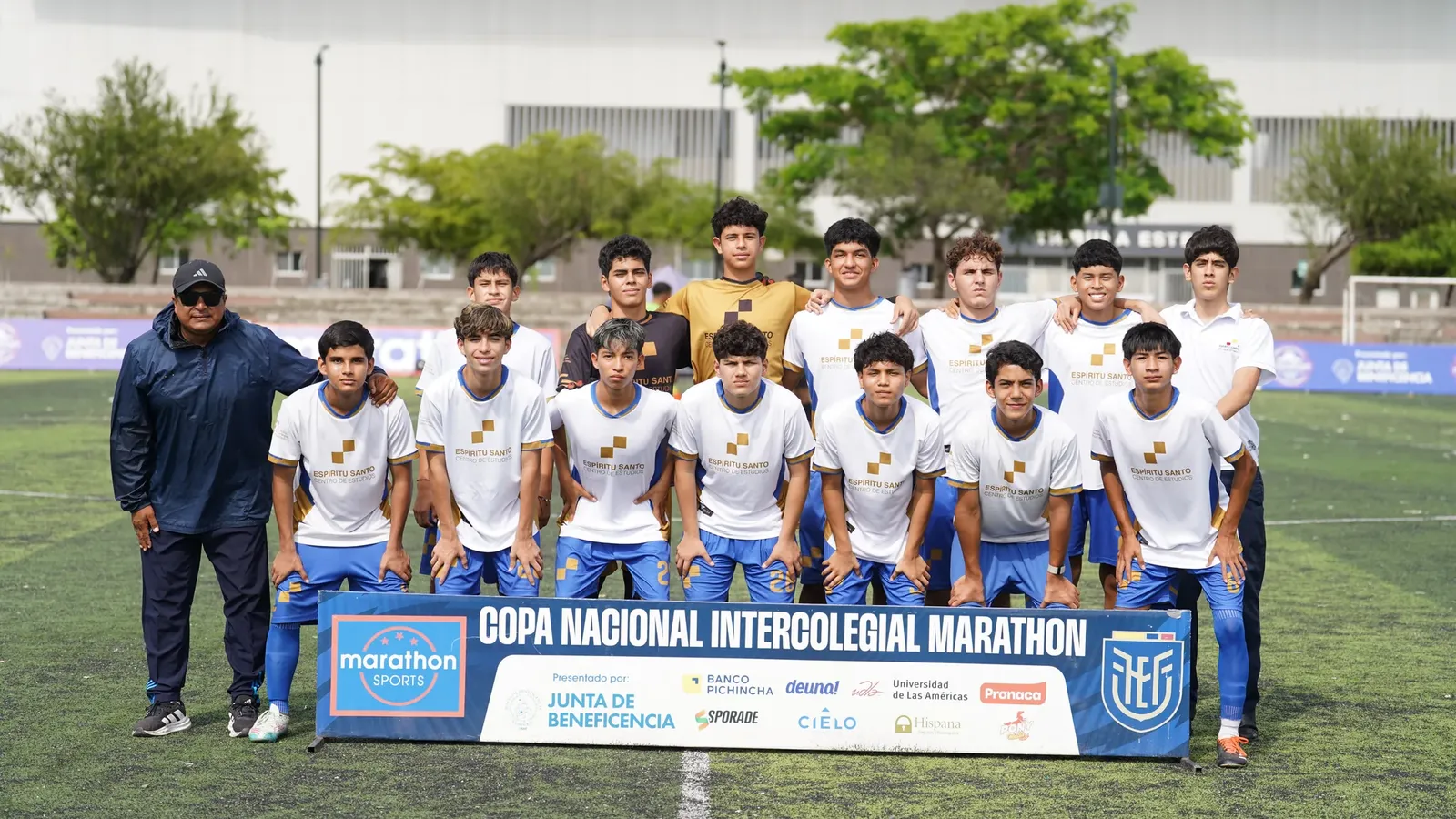 U.E. VEINTIOCHO DE MAYO vs CENTRO DE ESTUDIOS ESPÍRITU SANTO. U15