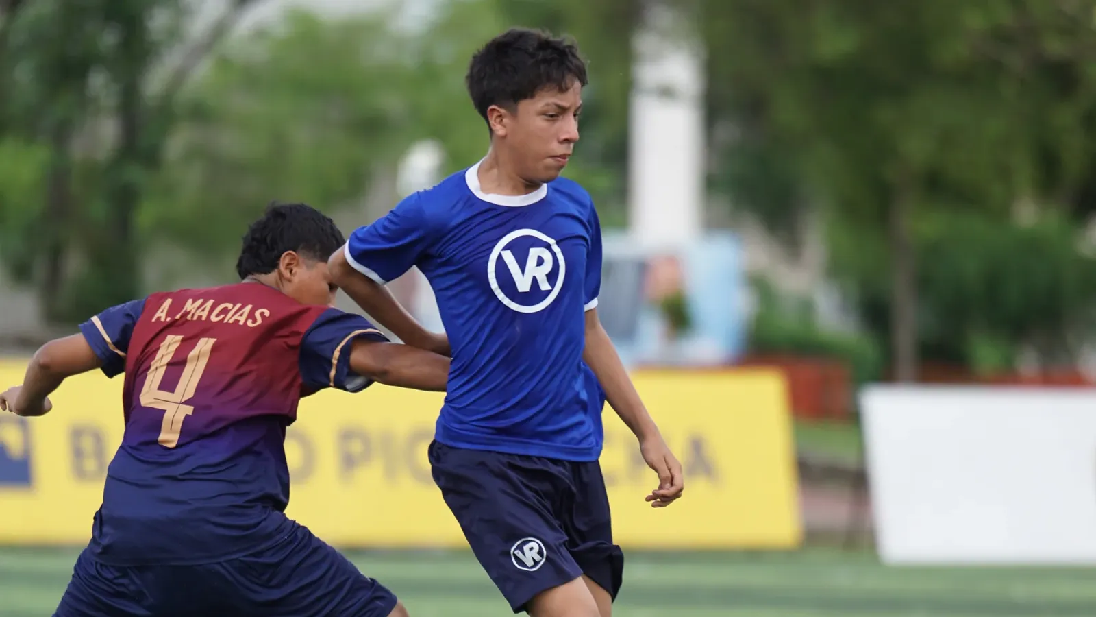 U.E. VICENTE ROCAFUERTE VS. U.E. RÉPLICA 28 DE MAYO. U15 M