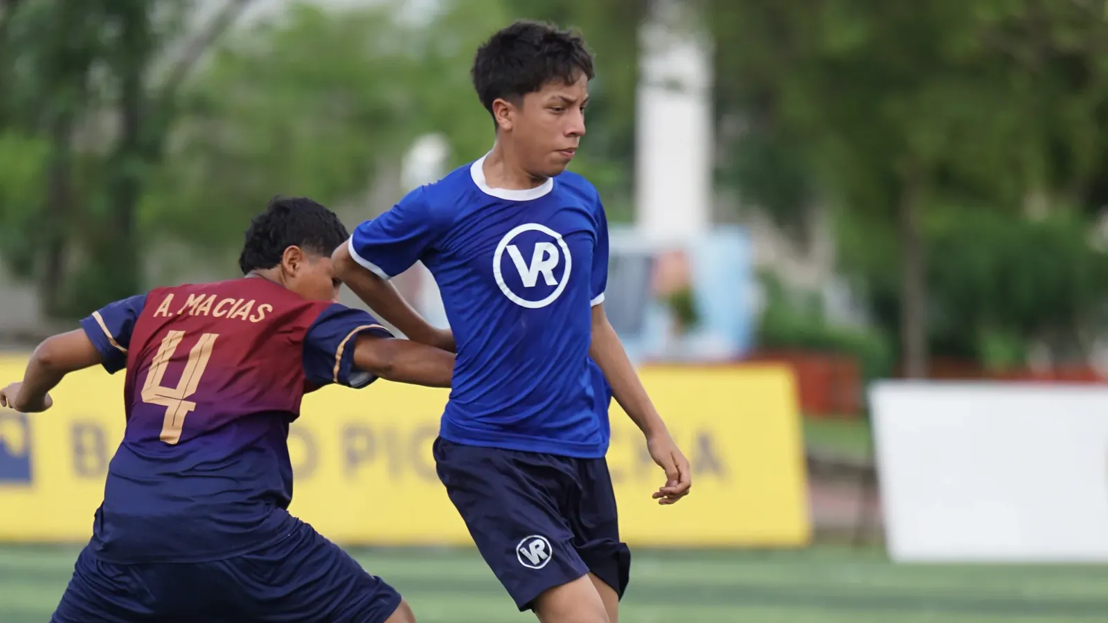 U.E VICENTE ROCAFUERTE VS. U.E. RÉPLICA 28 DE MAYO U15M