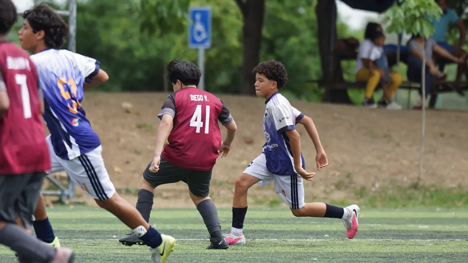 U.E. AMERICUS MUNDUS NOVUS VS. LICEO LOS DELFINES. U13 M