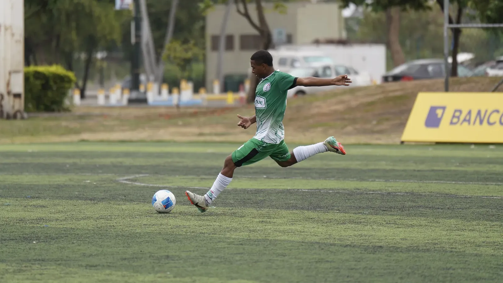 COLEGIO TÉCNICO SIMÓN BOLÍVAR vs U.E. MUNDO DE ALEGRÍA. U15