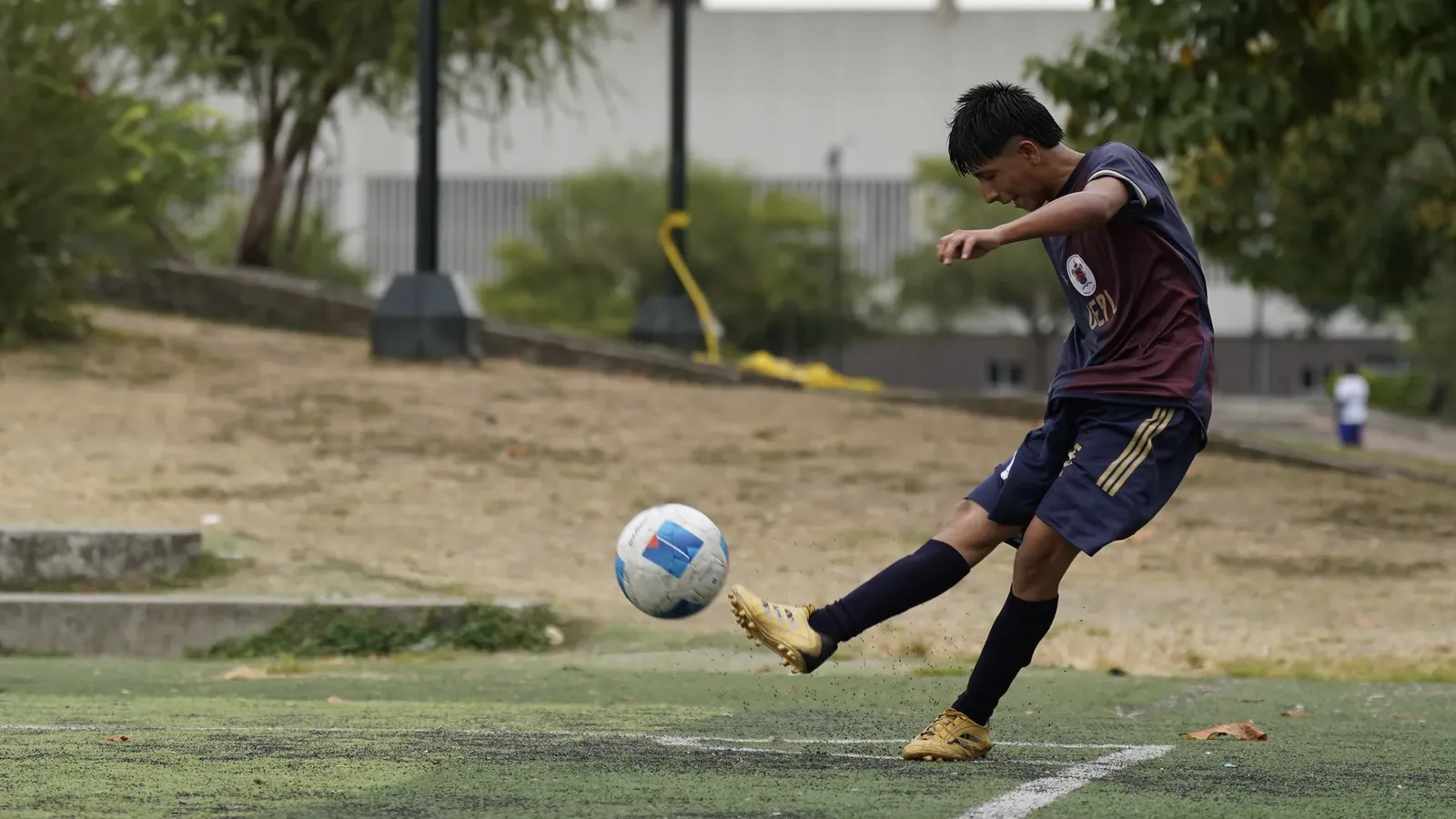 U.E. PROVINCIA DE LOJA vs U.E. MONTE SANTO. U17