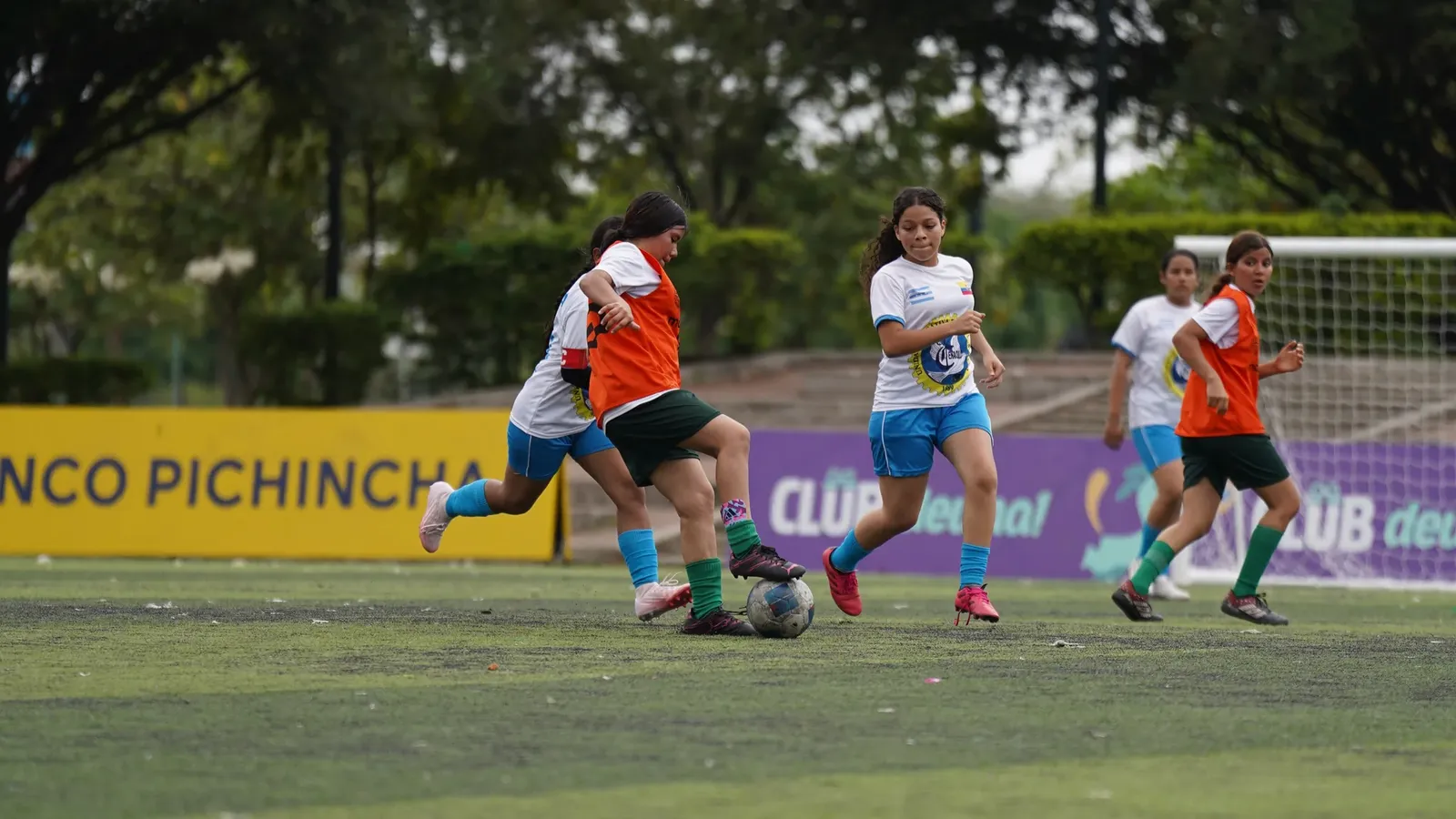 U.E. PADRES SOMASCOS EL CENACULO vs U.E. PROVINCIA DE TUNGURAHUA. U17 F