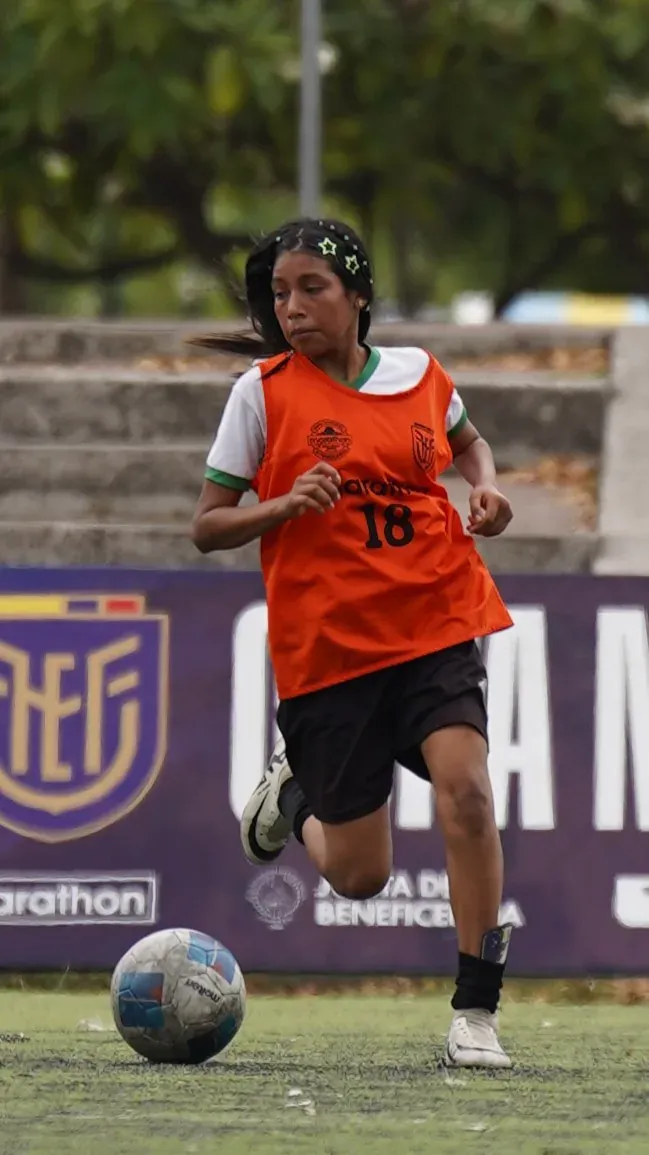 U.E. PADRES SOMASCOS EL CENACULO vs U.E. PROVINCIA DE TUNGURAHUA. U17 F