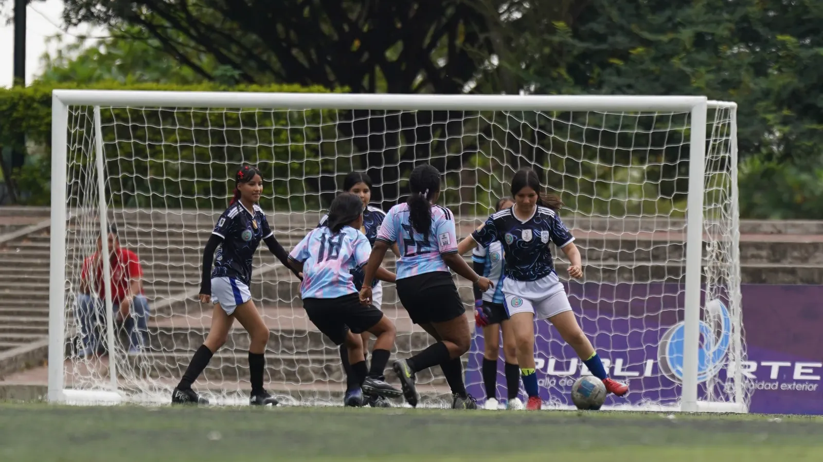 U.E. VEINTIOCHO DE MAYO vs U.E. VIOLETA LUNA CARRERA. U17 F