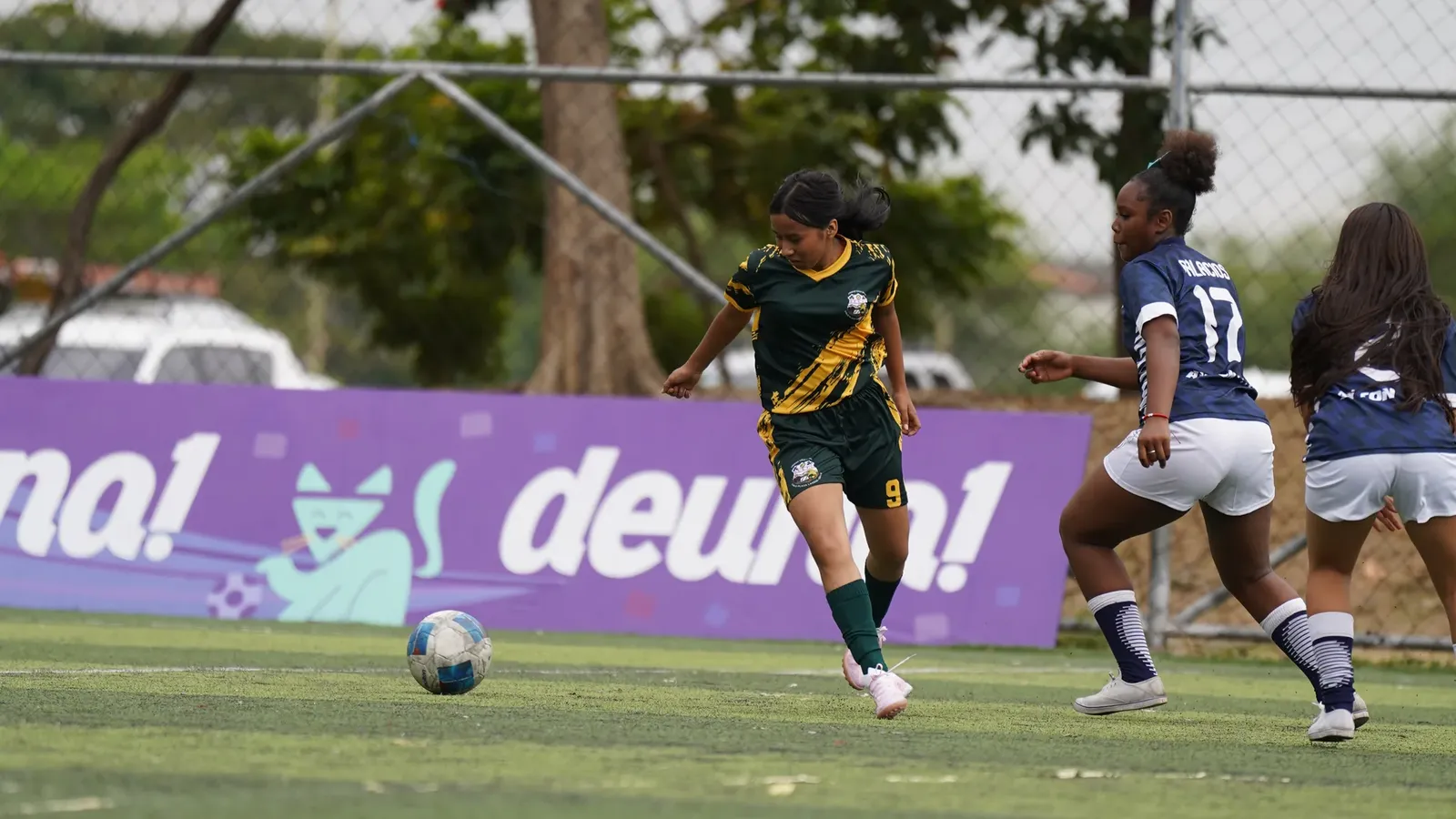 U.E. RÉPLICA GUAYAQUIL vs U.E. GALO PLAZA LASSO. U15 F