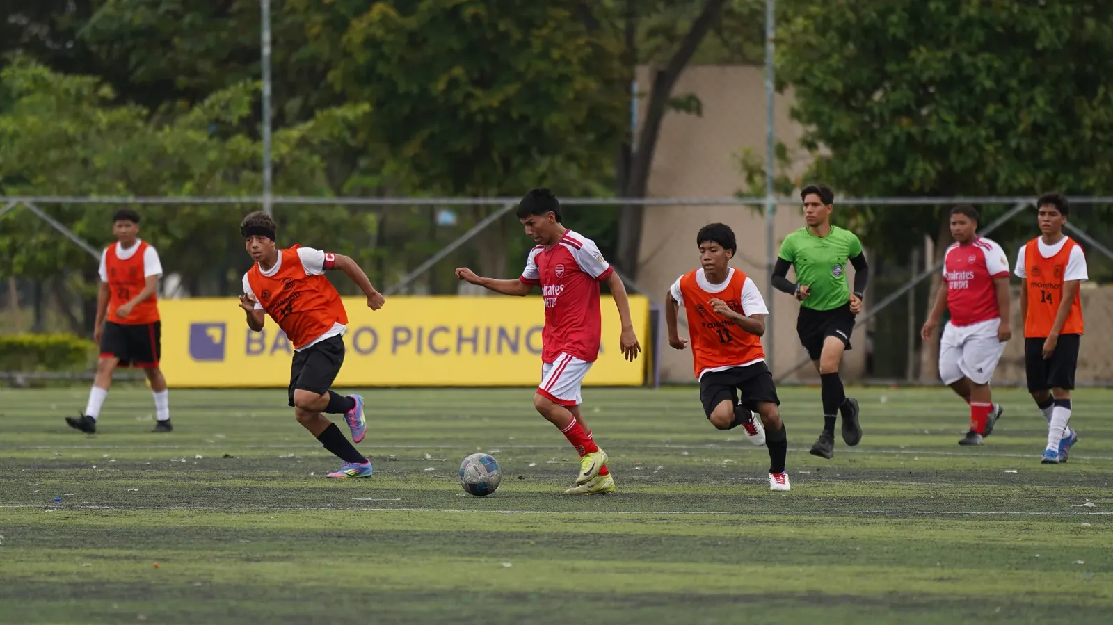 U.E. EMILIO ESTRADA CARMONA vs U.E. RÉPLICA AGUIRRE ABAD. U17
