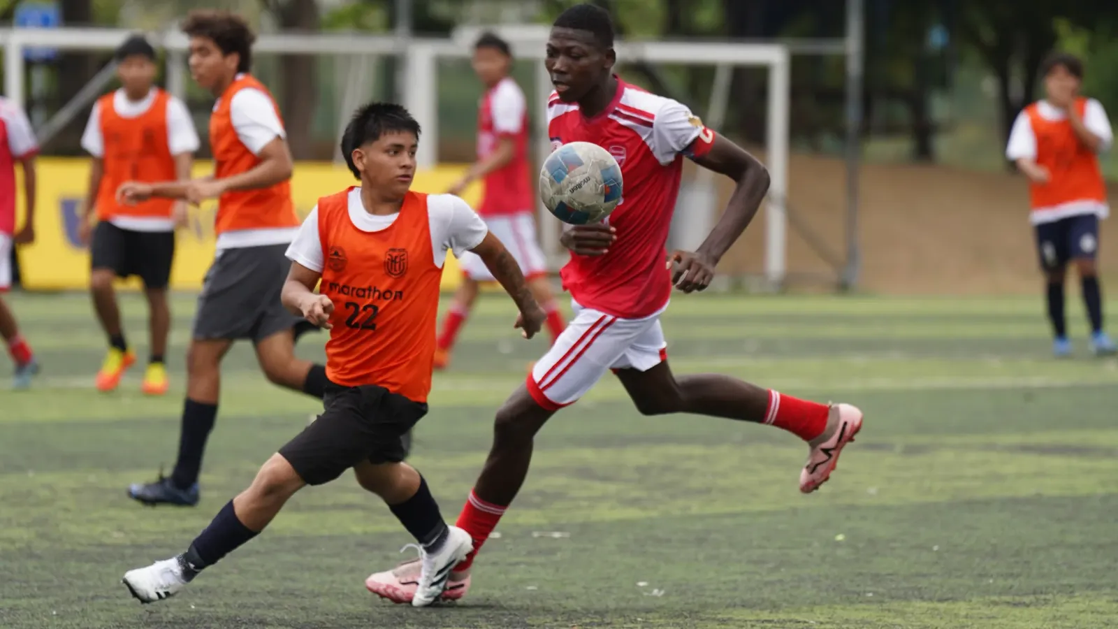 U.E. EMILIO ESTRADA CARMONA vs U.E. RÉPLICA AGUIRRE ABAD. U17