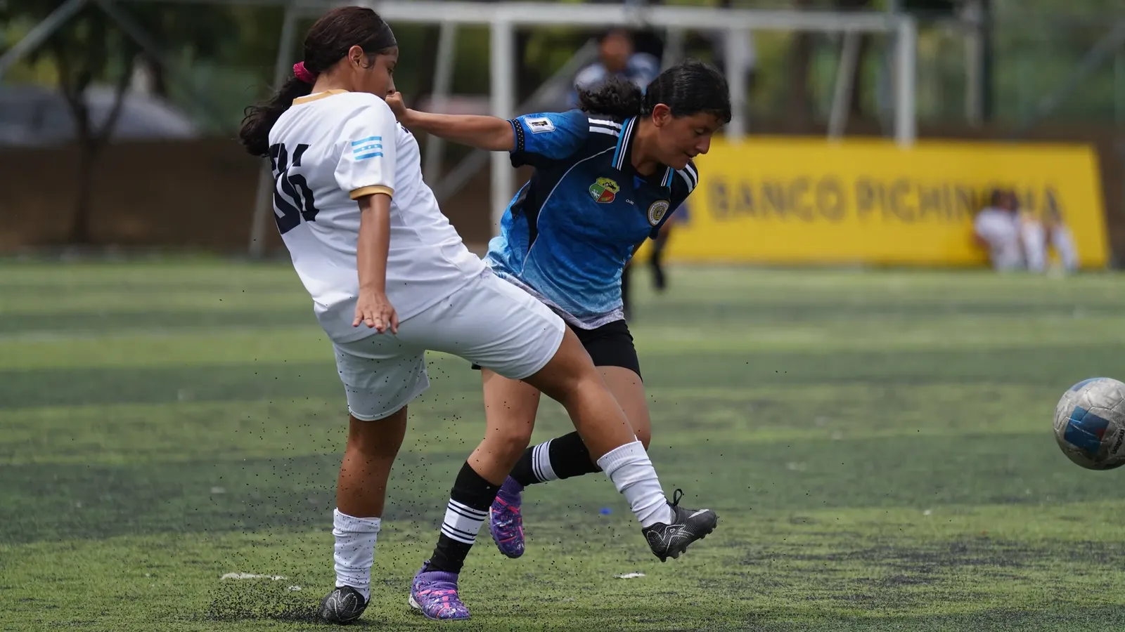 U.E. PABLO WEBER CUBILLO vs U.E. VICENTE ROCAFUERTE. U17 F