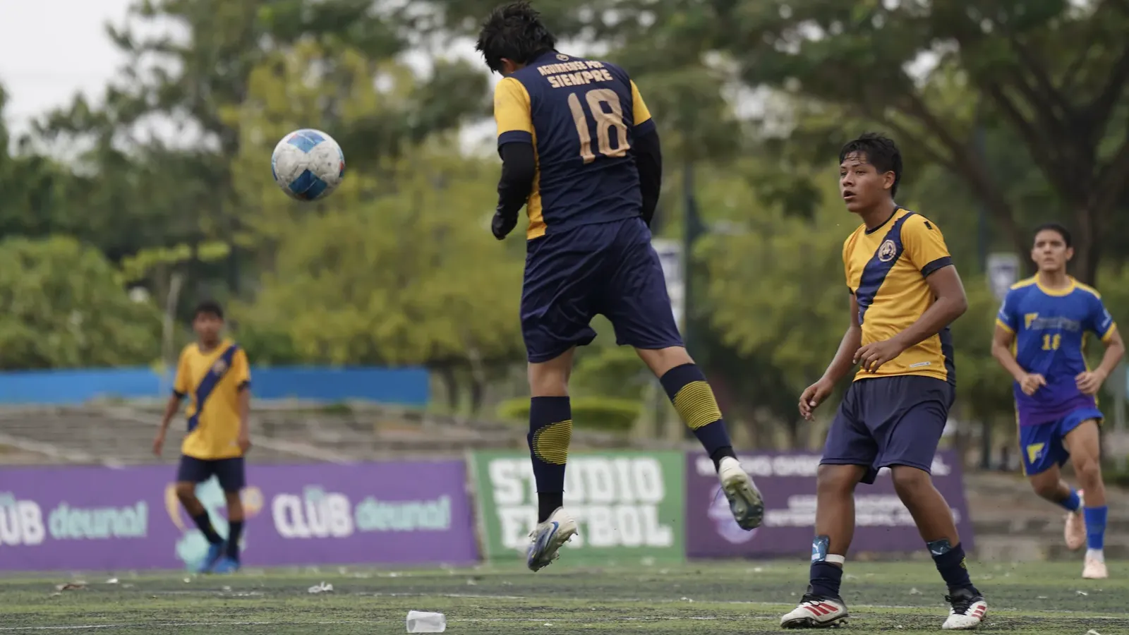 U.E. NUEVO MUNDO vs U.E. FISCAL AGUIRRE ABAD. U17