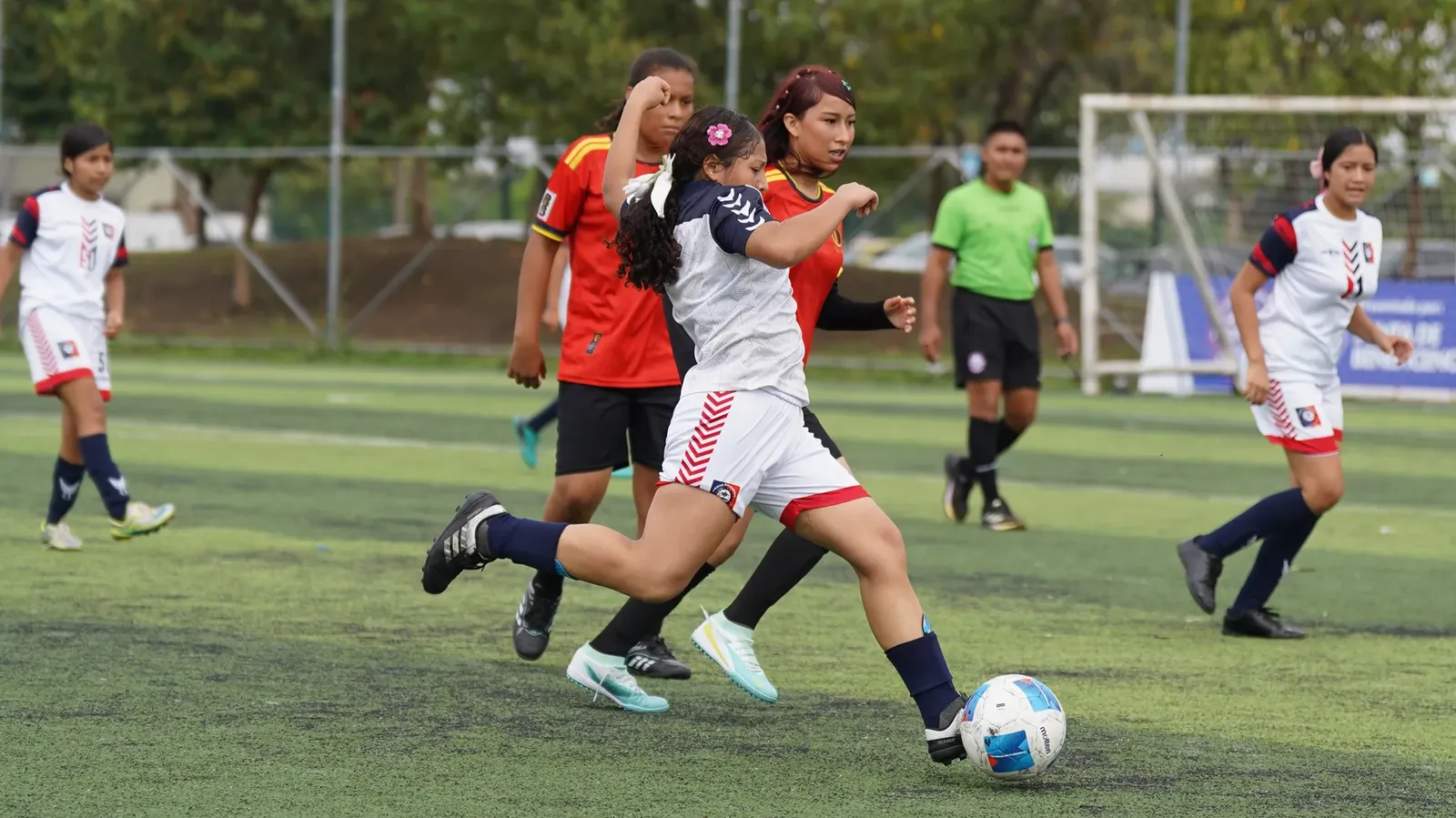 U.E. EDUARDO GRANJA GARCÉS vs U.E. VIOLETA LUNA CARRERA. U15 F