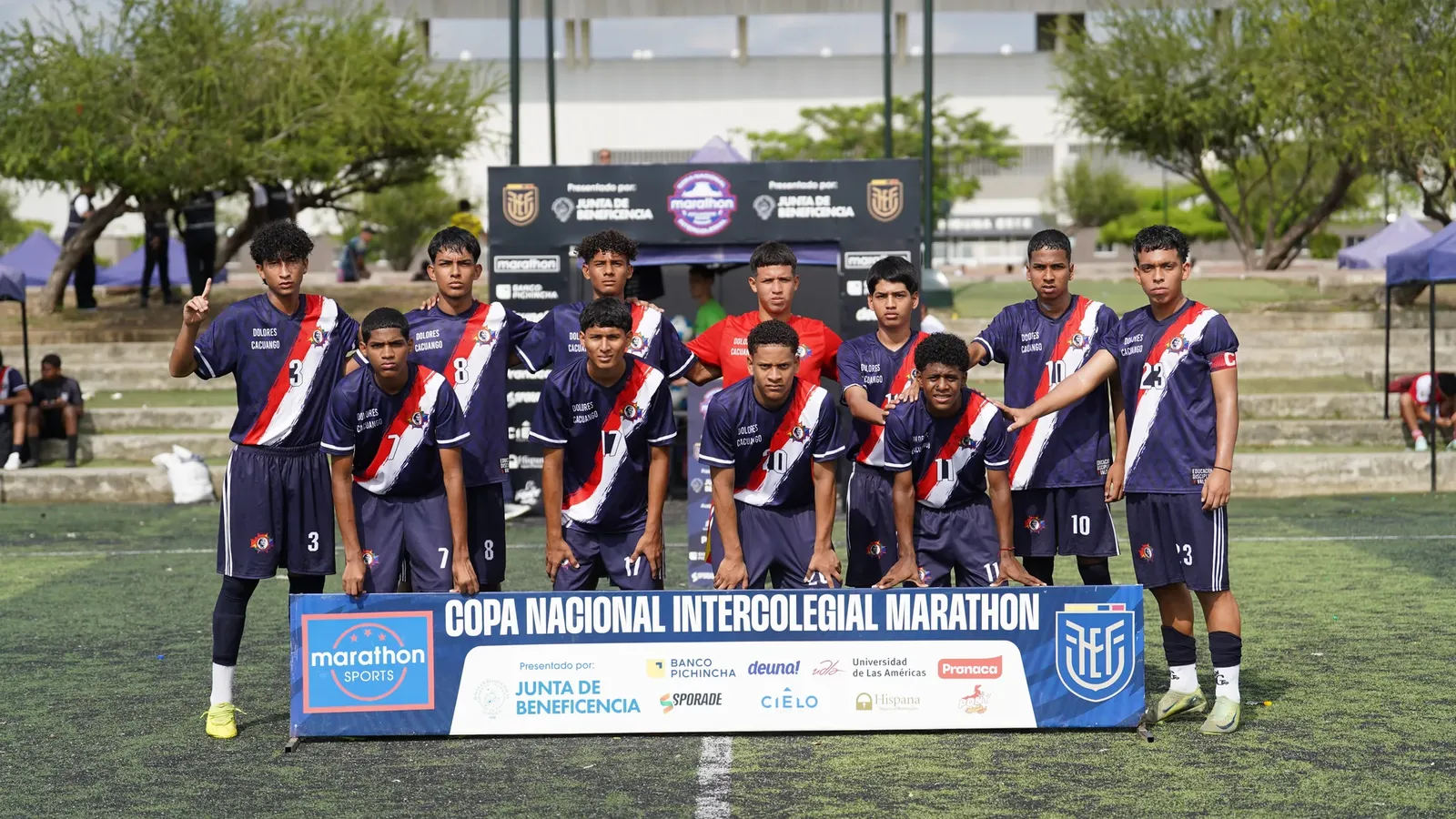 U.E. EMILIO ESTRADA CARMONA vs U.E. DOLORES CACUANGO. U17