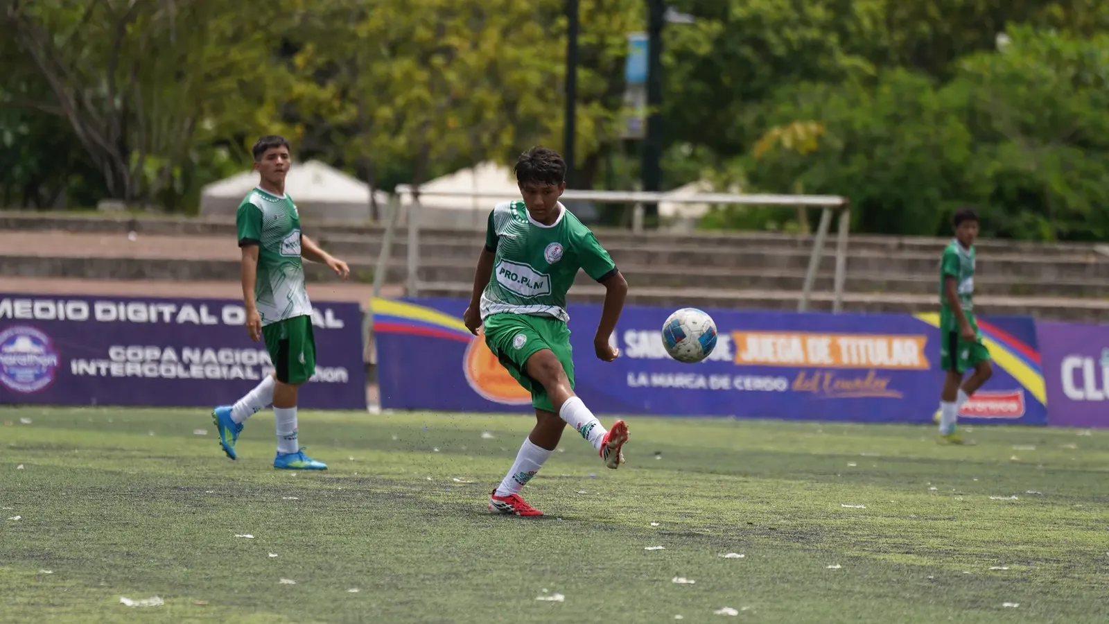 COLEGIO TÉCNICO SIMÓN BOLÍVAR vs U.E. EL LIBERTADOR. U17