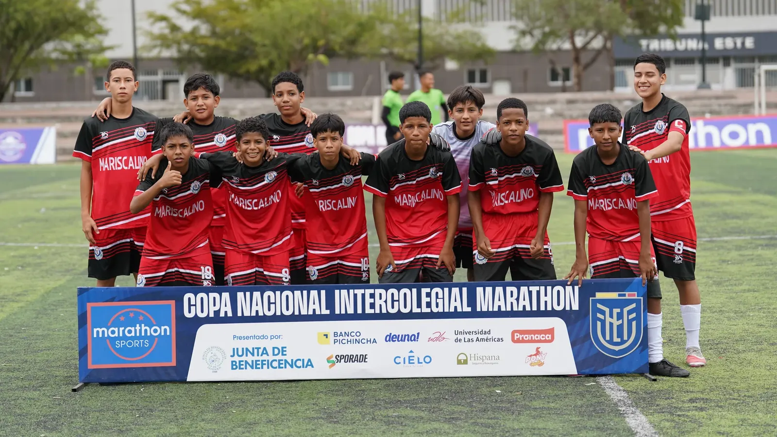 U.E. DRA. MARÍA LUISA MARISCAL DE GUEVARA vs U.E. FISCAL RÉPLICA GUAYAQUIL. U15