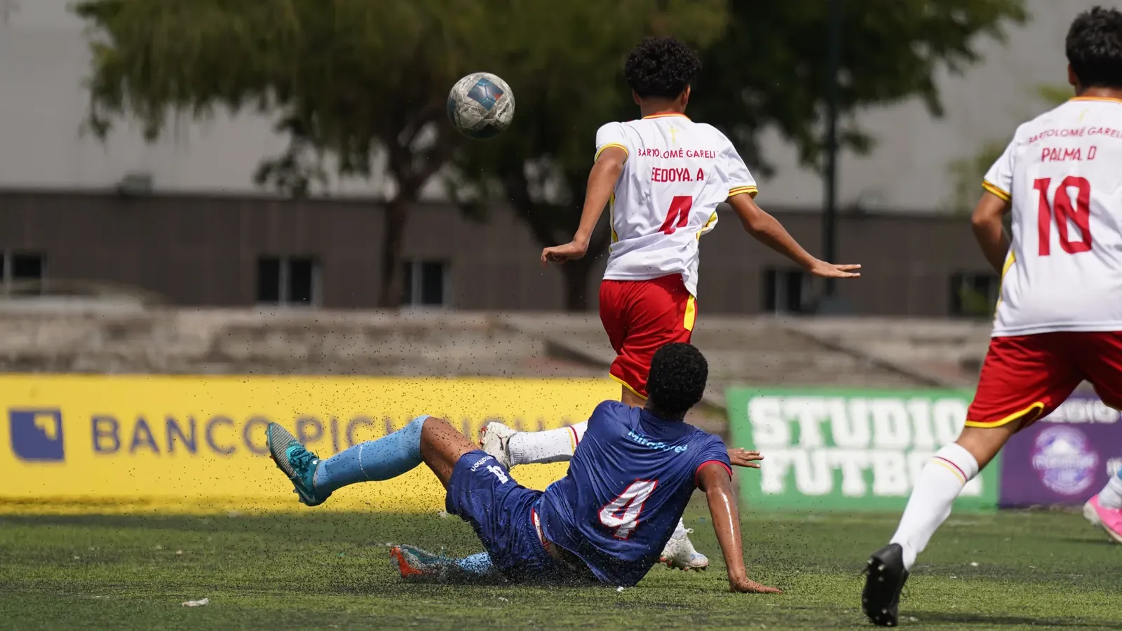 U.E. BARTOLOMÉ GARELLI vs U.E. MIRAFLORES. U15