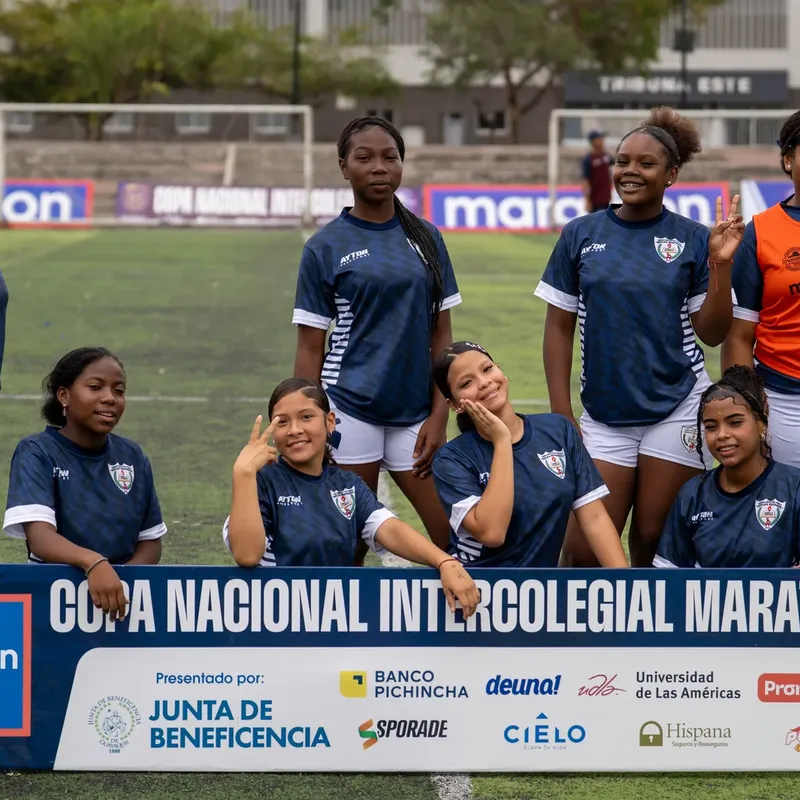U.E. RÉPLICA GUAYAQUIL vs U.E. FISCAL AGUIRRE ABAD. U15 F