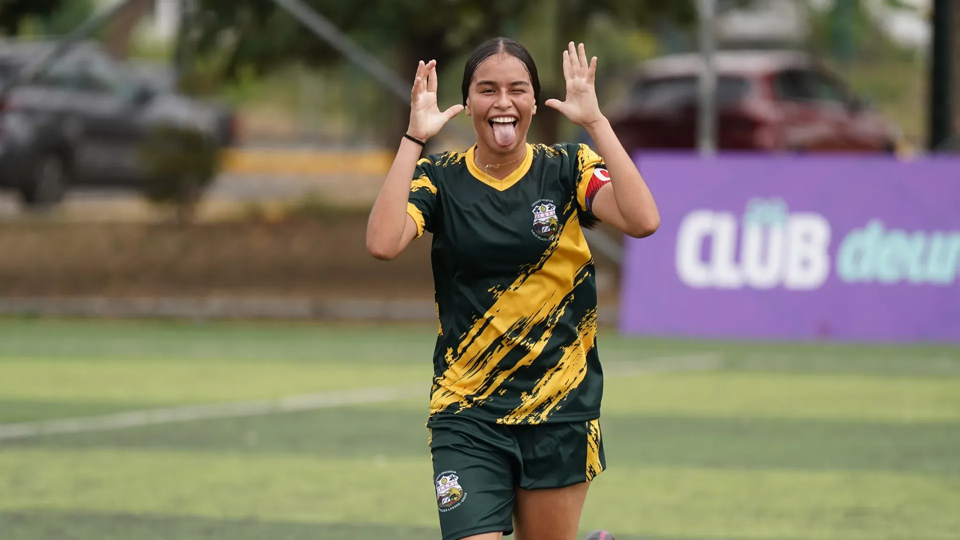 Abigail Bajaña firma un triplete en la mañana goleadora de Galo Plaza Lasso