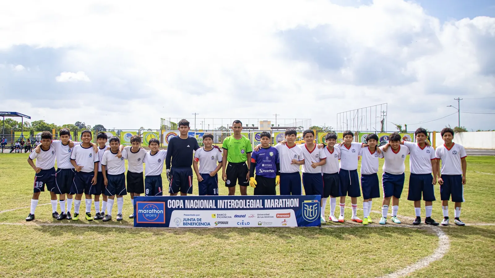 U.E. ROMEO MURILLO PAZMIÑO vs U.E. ZULIMA VACA RIVERA. U13