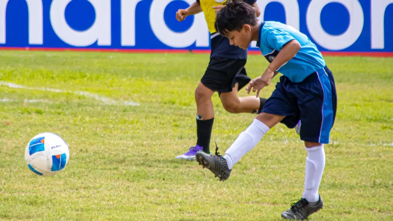 U.E. EVA BATALLAS vs U.E. SEIS DE OCTUBRE. U13 M
