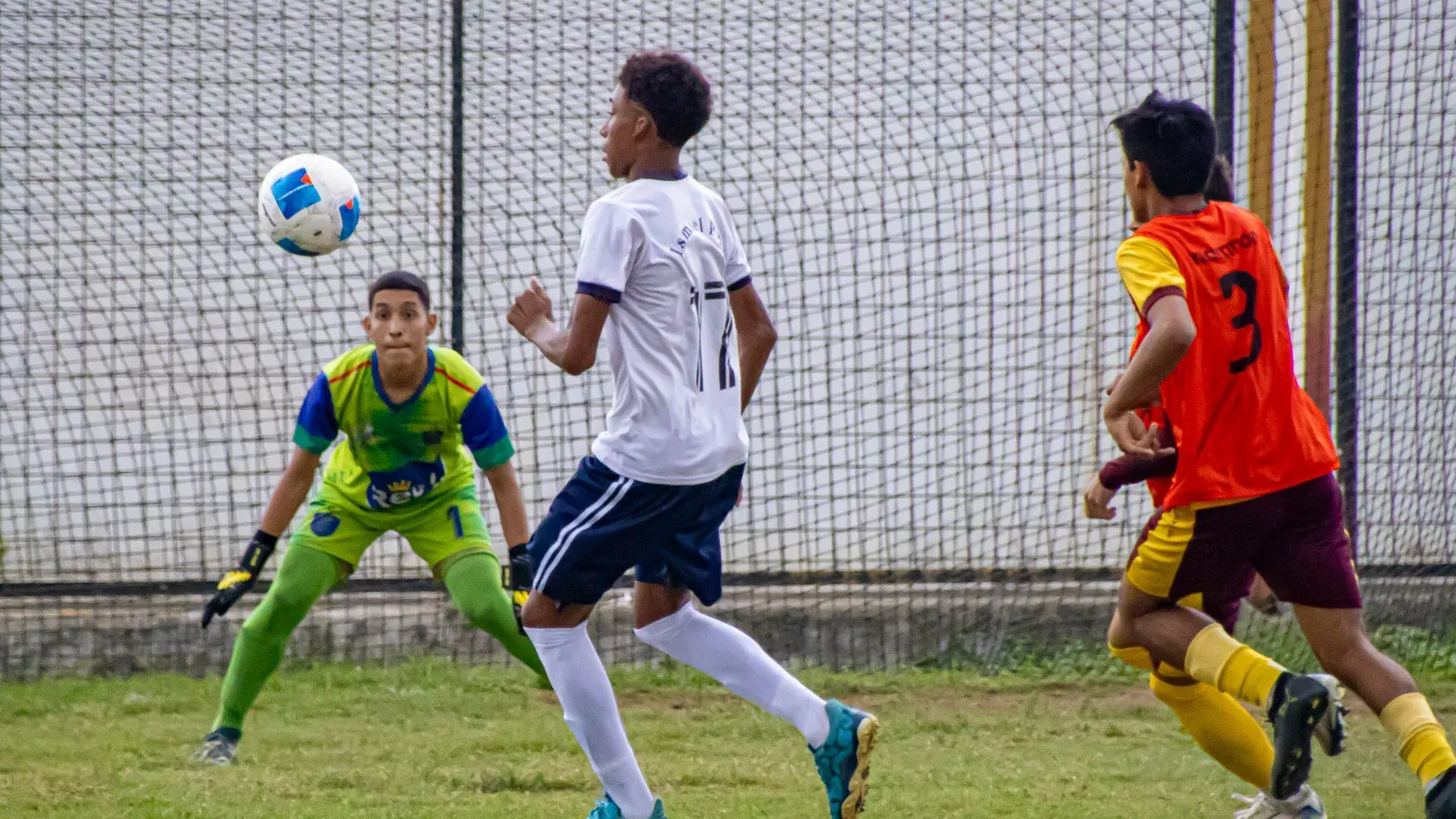 Carmen Mora rescata un empate ante Ismael Pérez Pazmiño