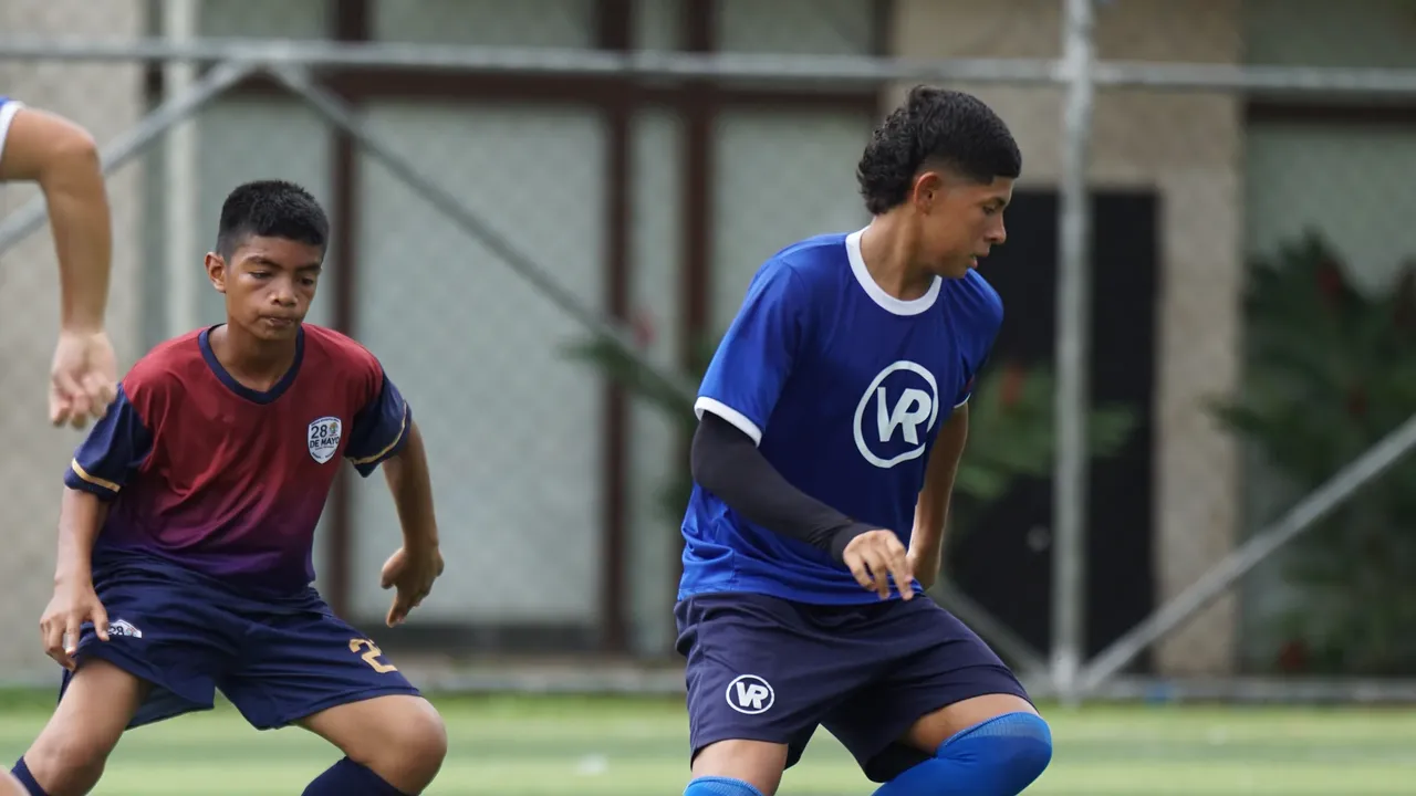 Vicente Rocafuerte 8 VS 0 Réplica 28 de Mayo | RESUMEN | Sub 15 M | Guayaquil