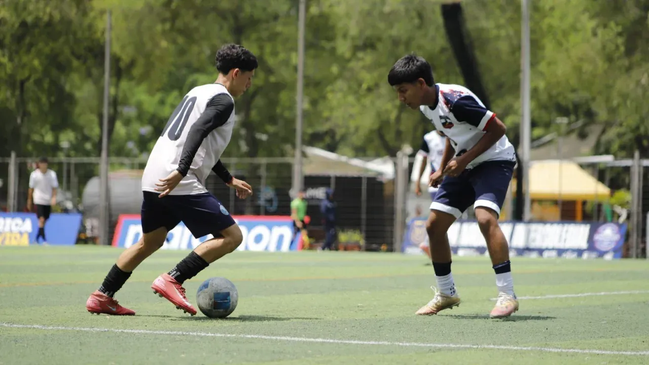 Un duelo de goles que mantuvo la emoción hasta el final